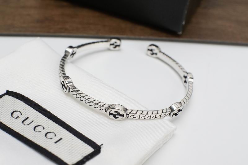 Gucci Bracelet 04yxs383
